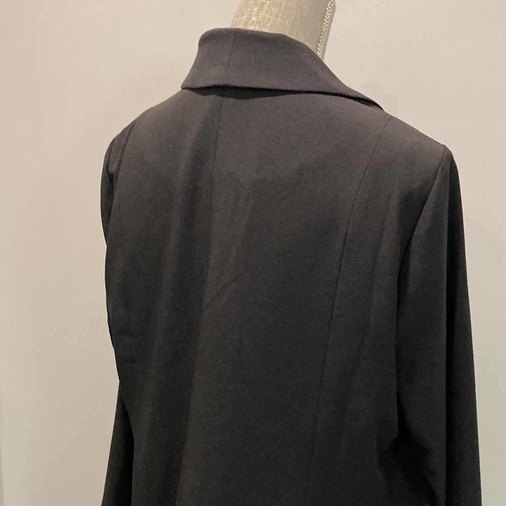 TORRID Studio Crepe Classic Shawl Collar Blazer Size M/L - Picture 8 of 15